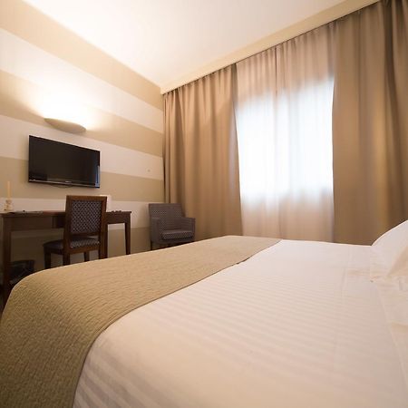 Hotel Motel Ascot Lissone Ngoại thất bức ảnh