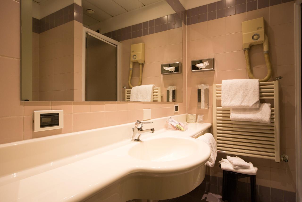 Hotel Motel Ascot Lissone Ngoại thất bức ảnh